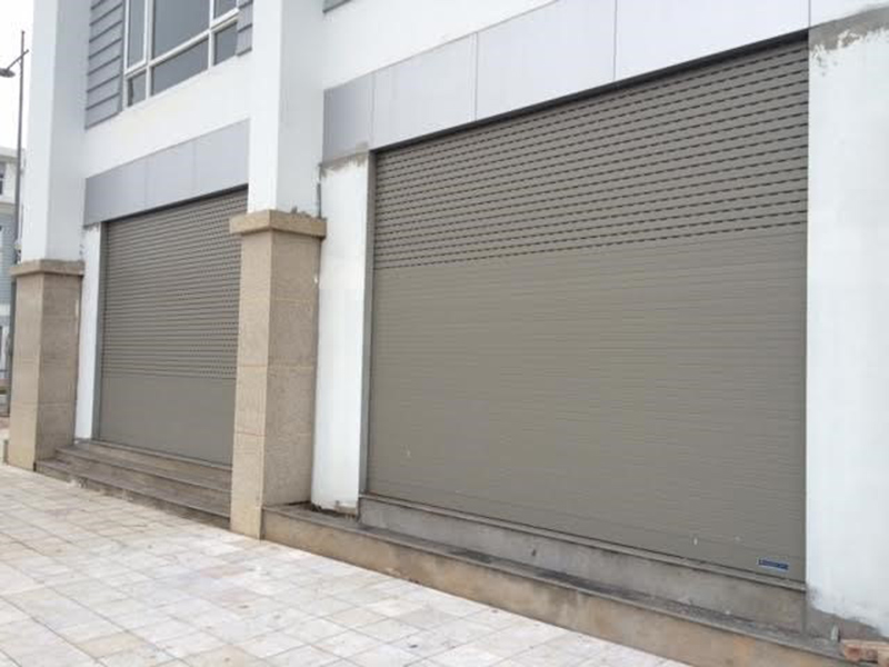 lắp đặt cửa cuốn quận 6
